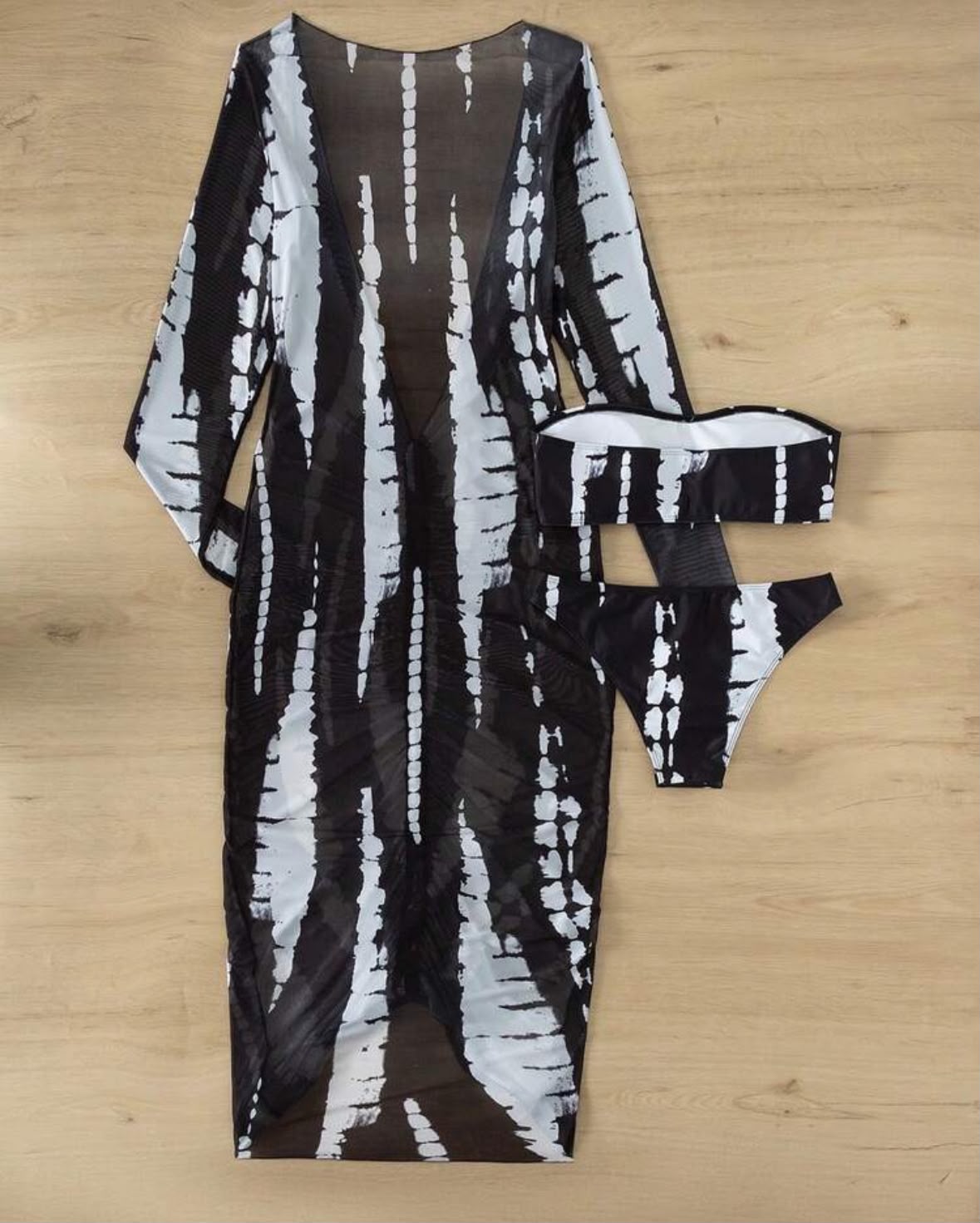 Set de 3 piezas top tipo Bandeau con cover up manga larga tie-dye - Image 2