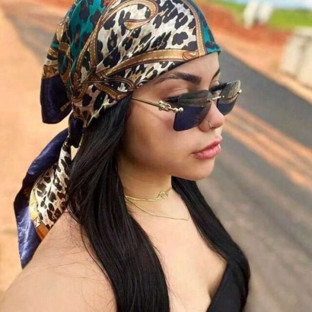 Pañoleta Leopardo y Cadenas Verde Petróleo