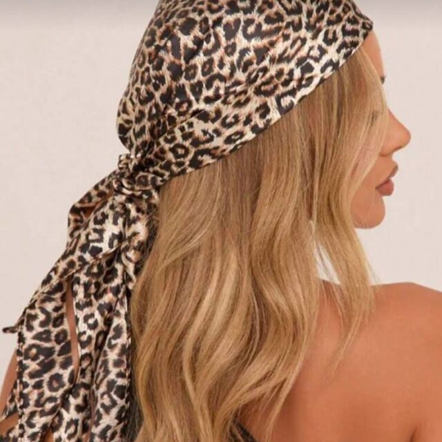 Pañoleta Animal Print Leopardo Clásico